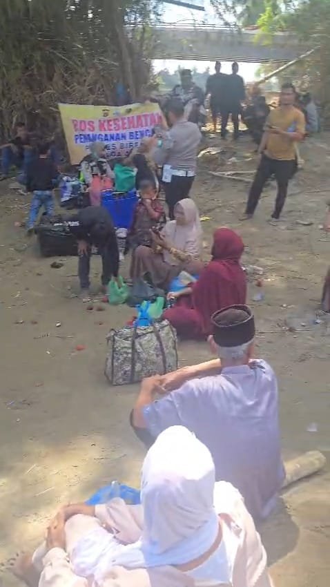 Polri Siapkan Perangkat Starlink di Lokasi Bencana, Warga Akhirnya Bisa Terhubung Kembali dengan Keluarga